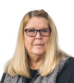 Bio Image for Faculty Member Pam Bernard