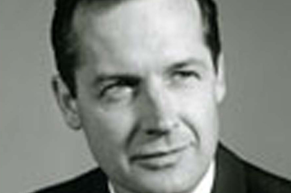 Former USD president Richard L Bowen.