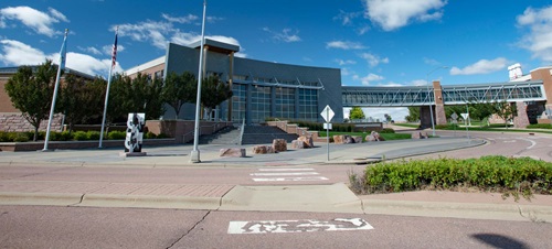 A wide view of the Community College for Sioux Falls campus.