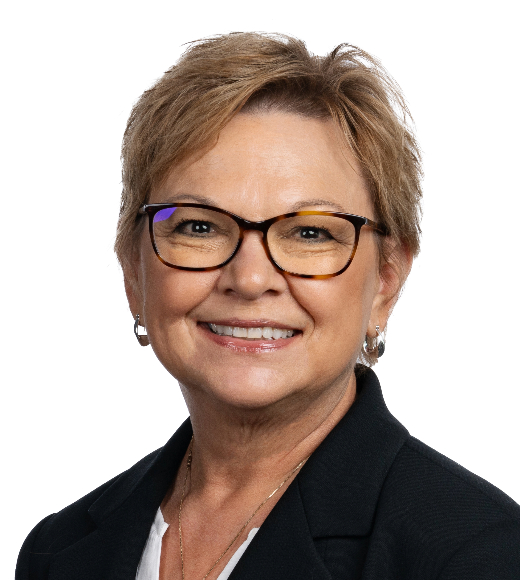 Lisa Amioette smiling.