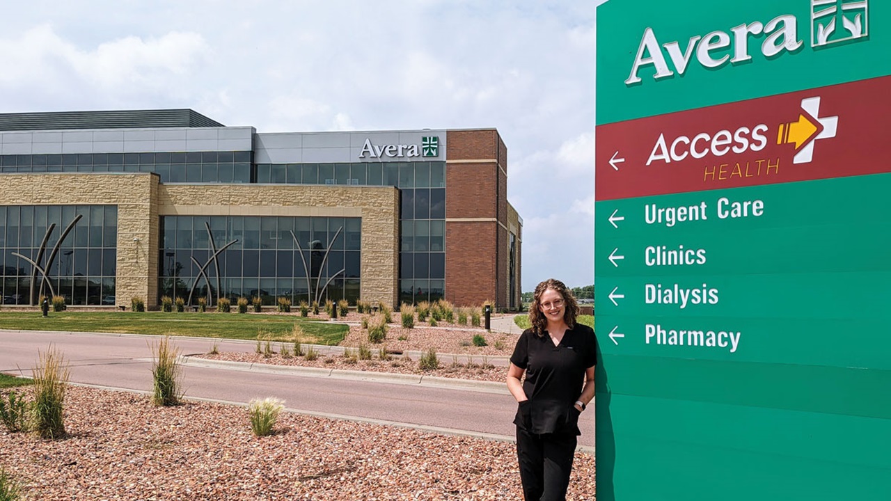Mandi Greenway Bietz standing in front of Avera Mandi Greenway Bietz standing in front of Avera