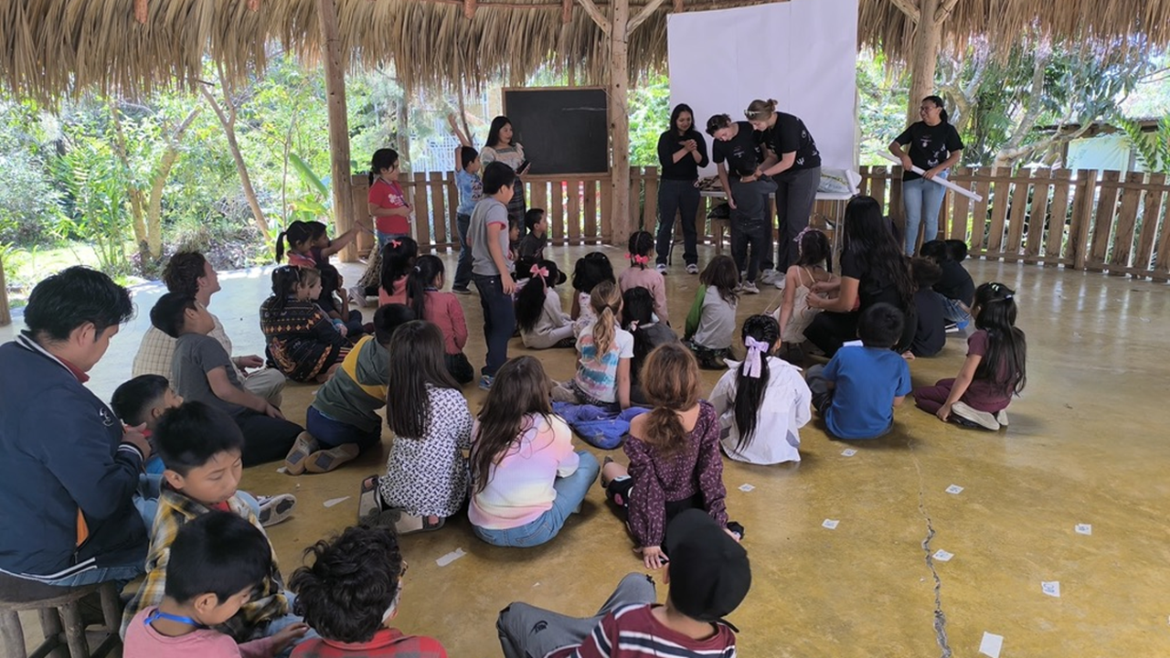 USD students help elementary students in Guatemala.
