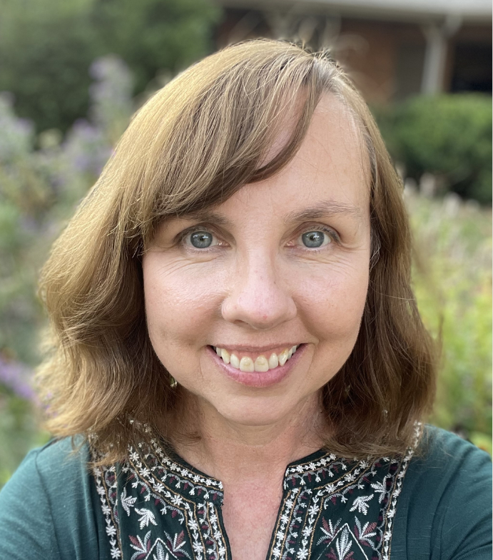 Julie Boutwell-Peterson smiling.