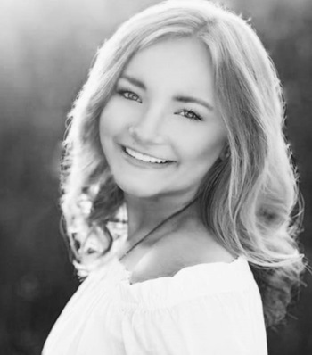 Success story Ryleigh Christopherson smiling.